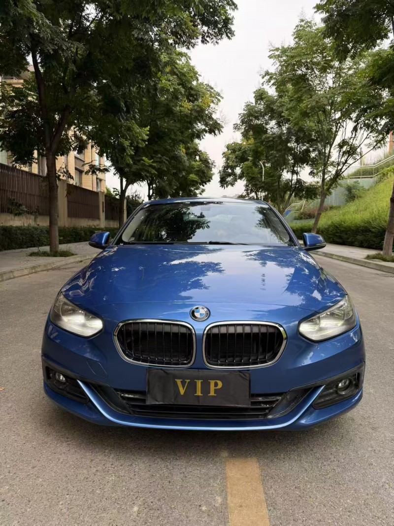 成都18年宝马1系1