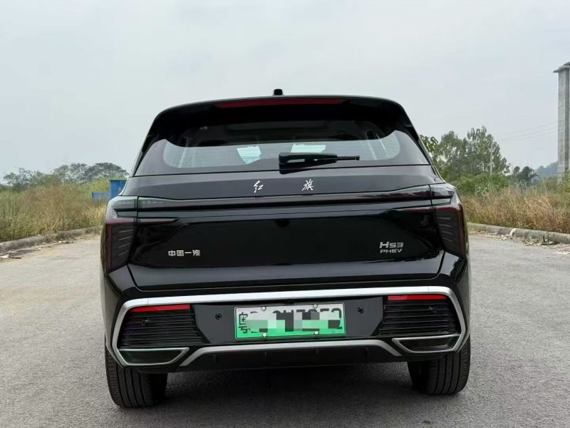 深圳25年红旗HS39