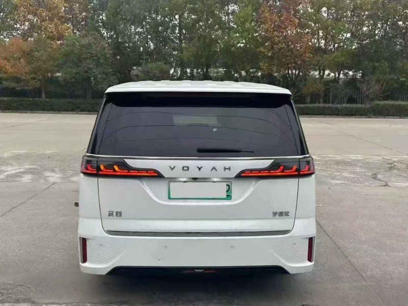 洛阳22年岚图汽车梦想家9