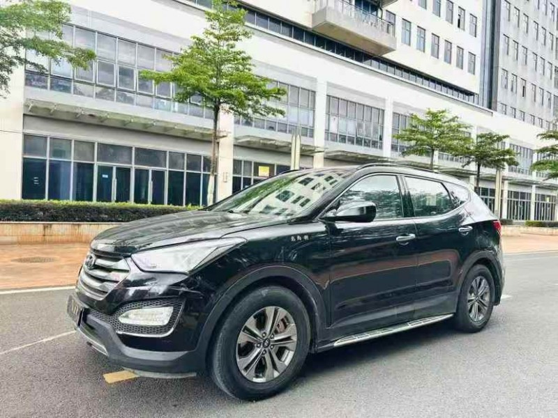 东莞15年现代新胜达3