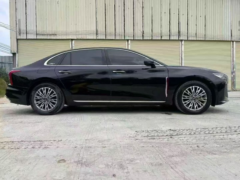 邵阳23年红旗H52