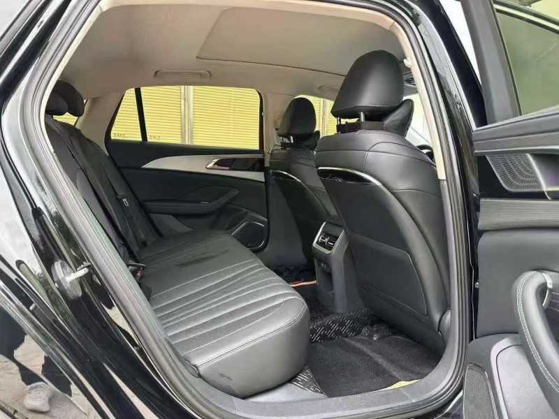 邵阳23年红旗H56