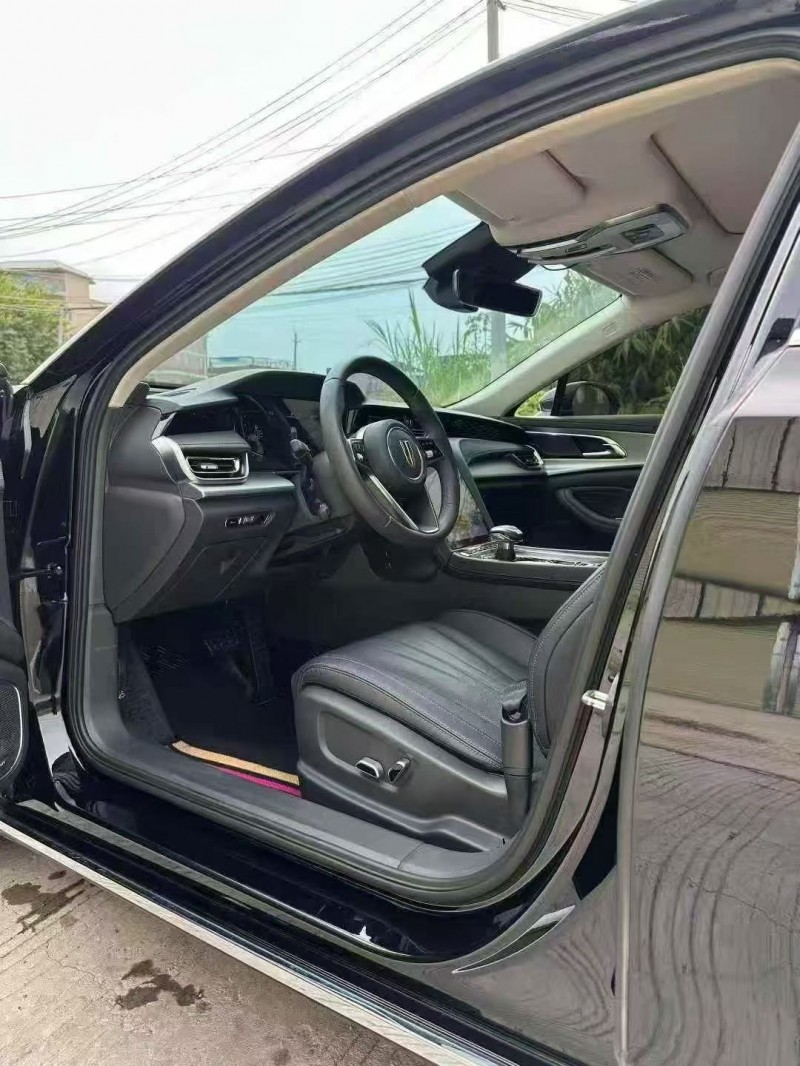 邵阳23年红旗H57