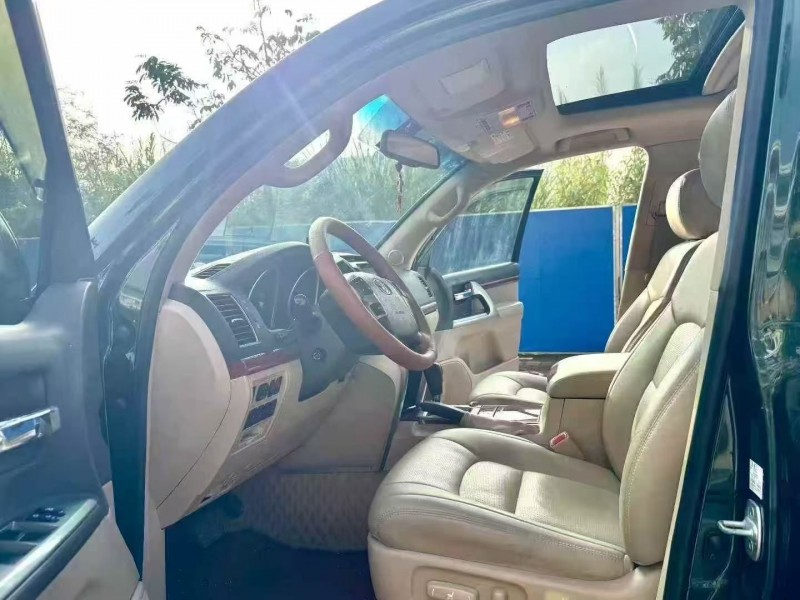 湛江13年丰田兰德酷路泽5