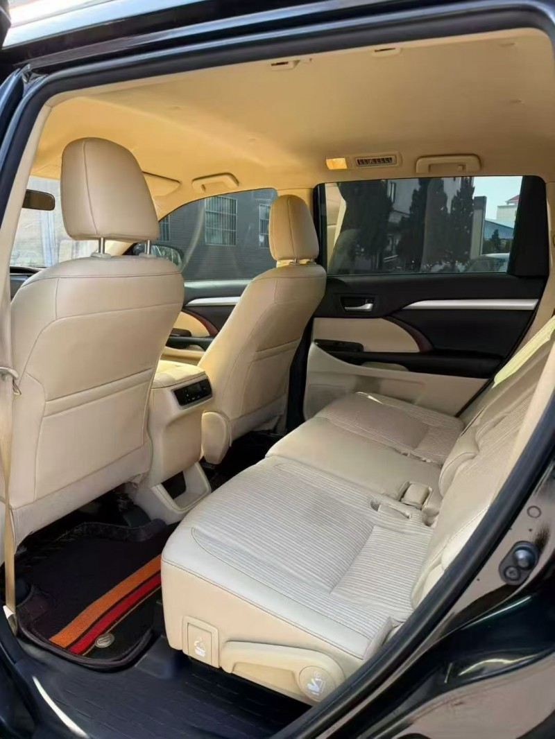 马鞍山16年丰田汉兰达6