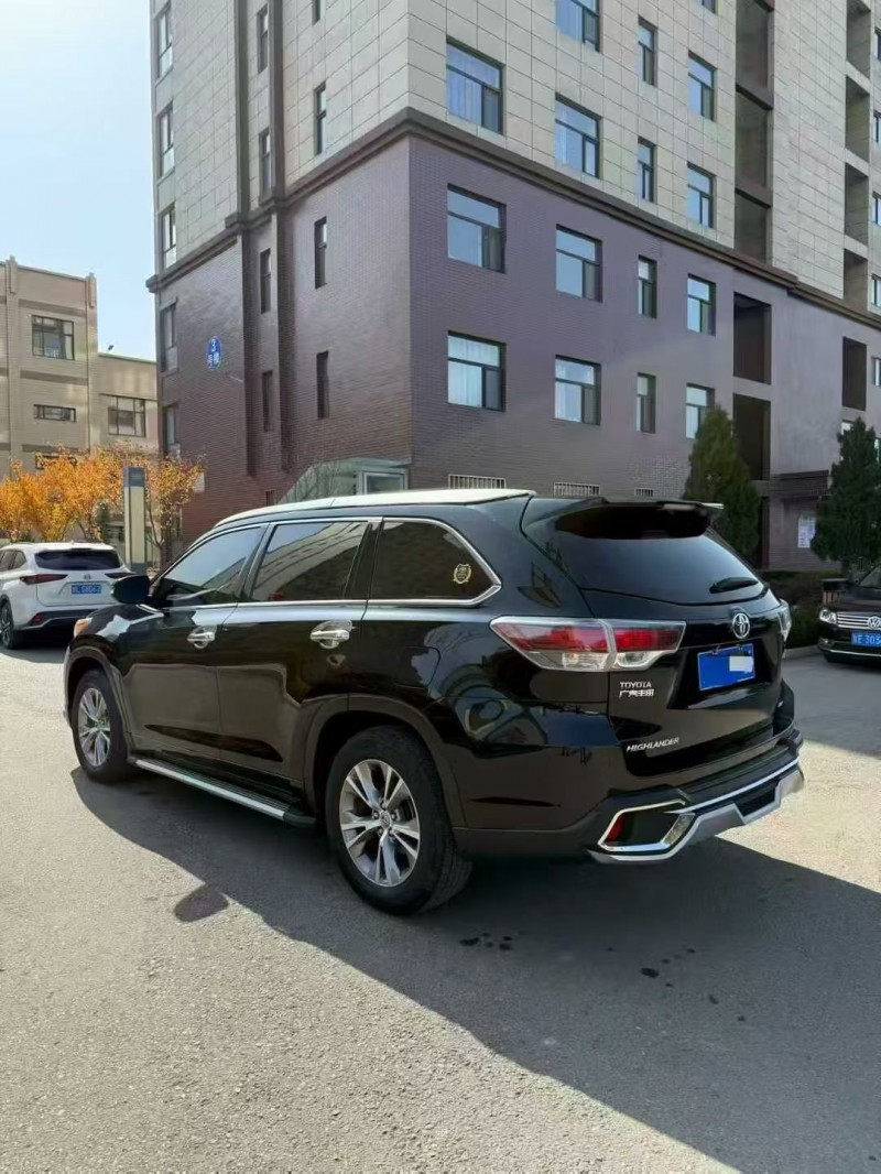 马鞍山16年丰田汉兰达8