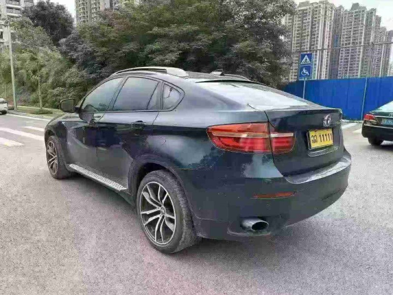 南宁14年宝马X68