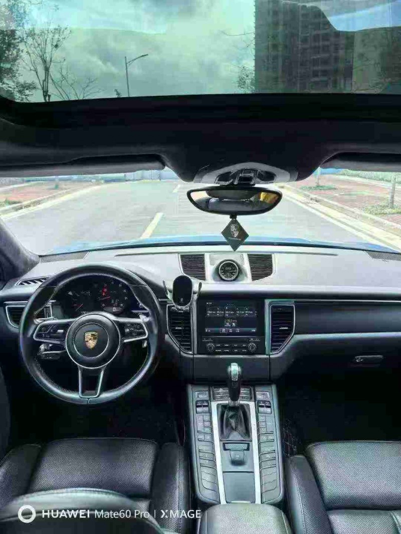 南宁17年保时捷Macan5