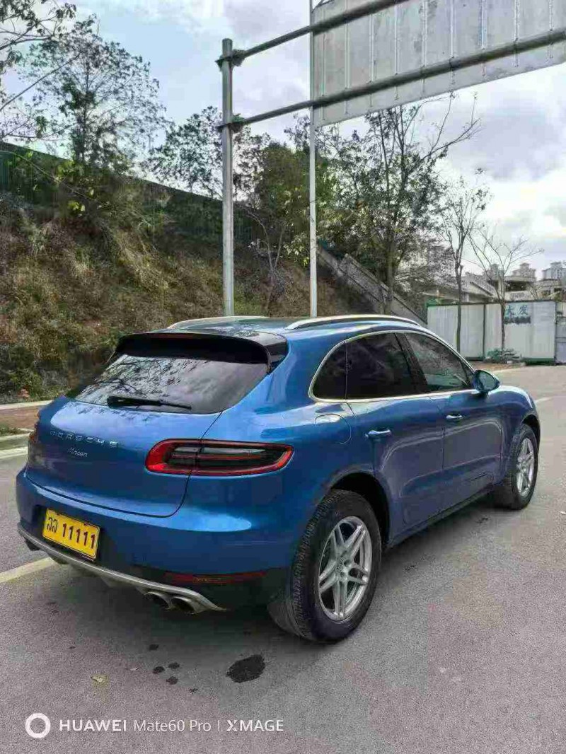 南宁17年保时捷Macan8