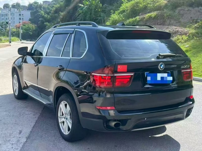 厦门13年宝马X57