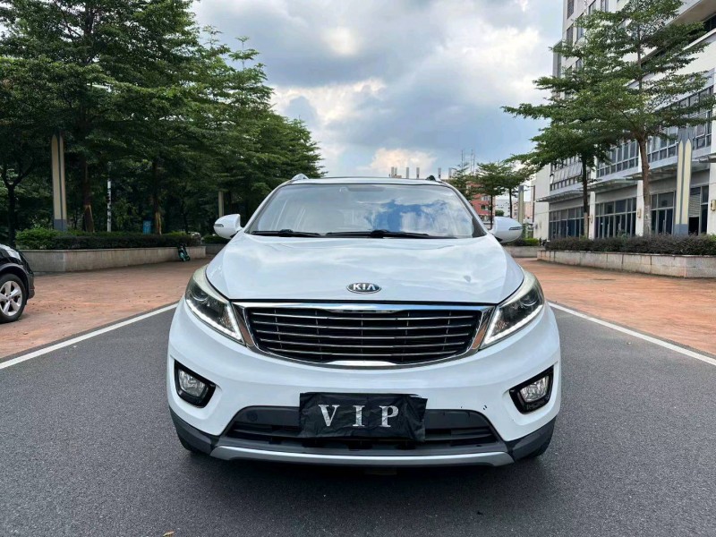 东莞14年起亚智跑1