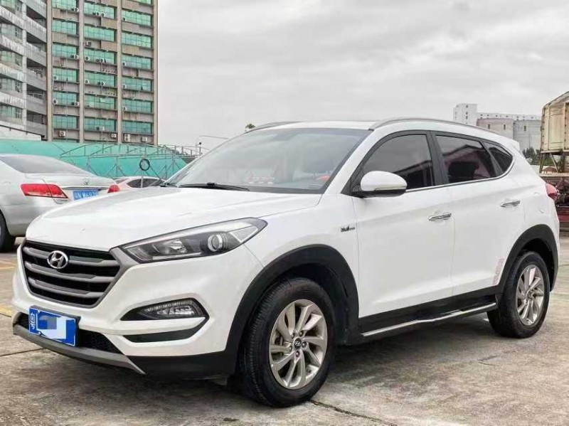 东莞18年现代途胜3