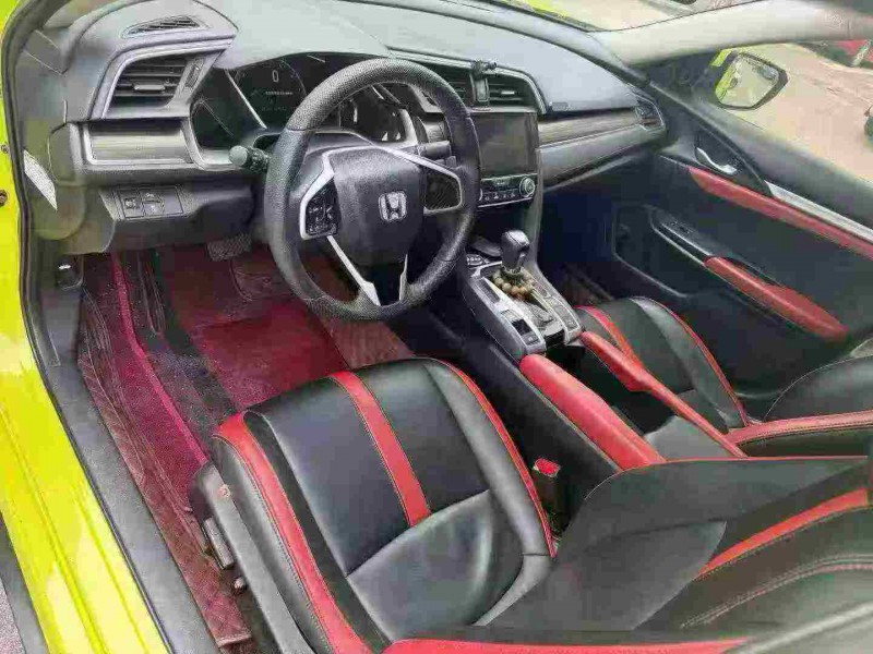 南宁20年本田思域4