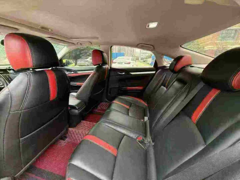 南宁20年本田思域6