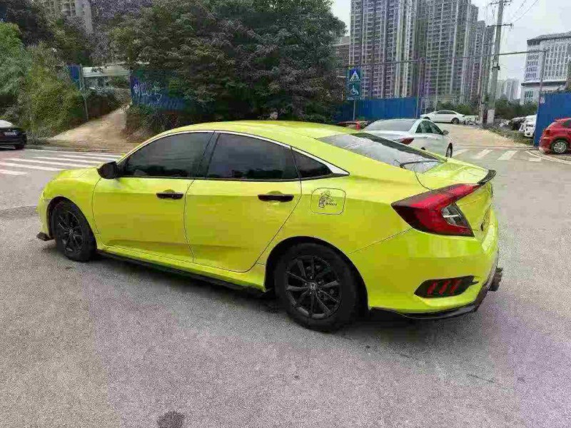 南宁20年本田思域7
