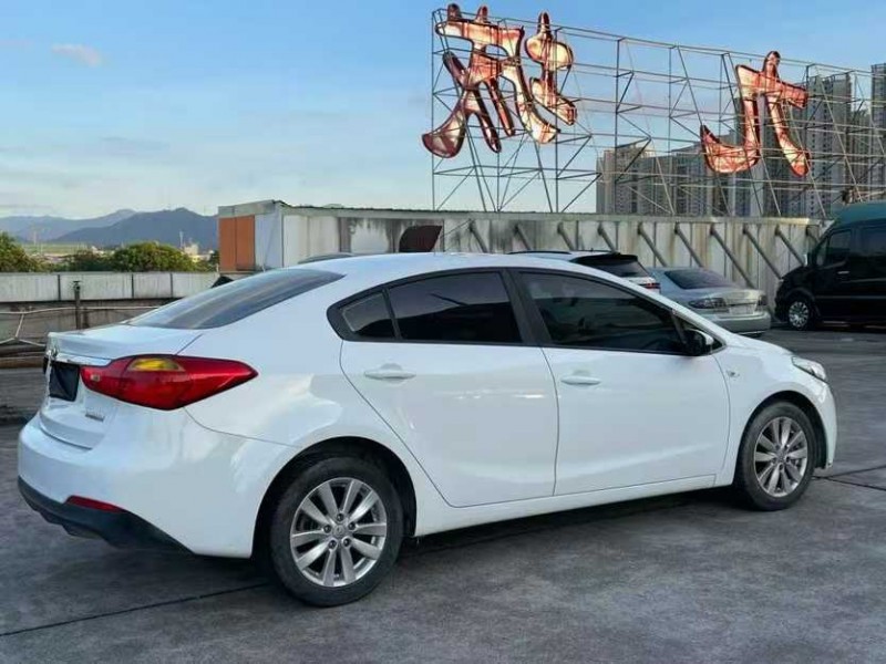 东莞16年起亚K39