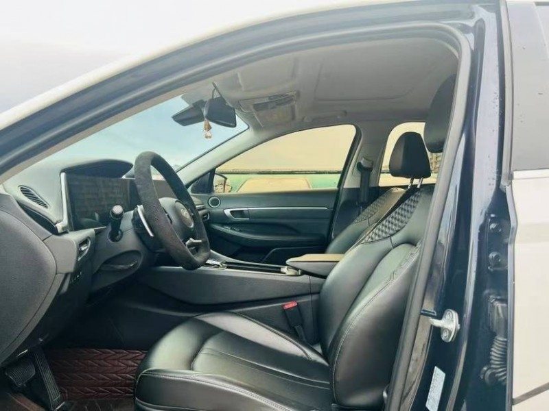 东莞21年现代索纳塔4