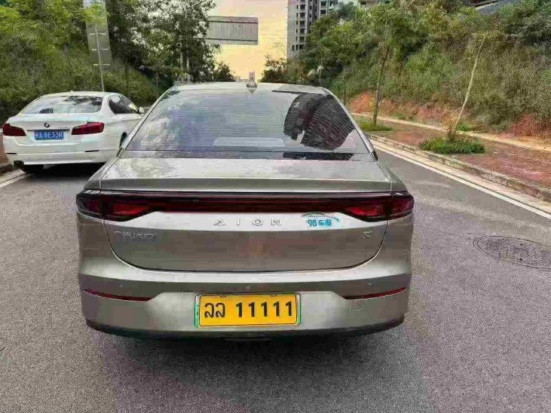 南宁23年传祺埃安S5809