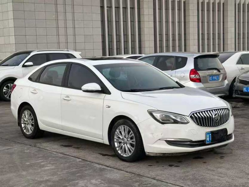 东莞17年别克英朗2