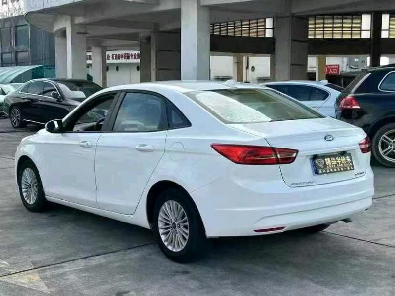 东莞18年福特福睿斯7