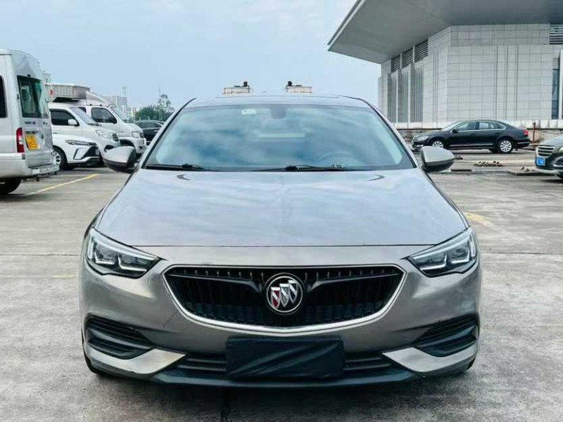 东莞18年别克君威1