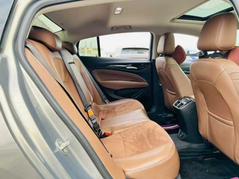 东莞18年别克君威6