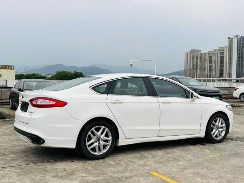 东莞16年福特蒙迪欧9