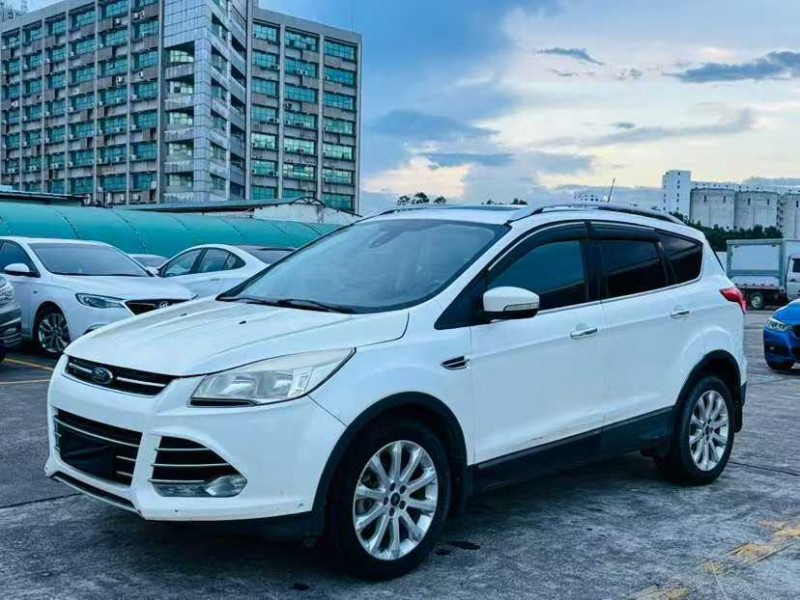 东莞14年福特翼虎4