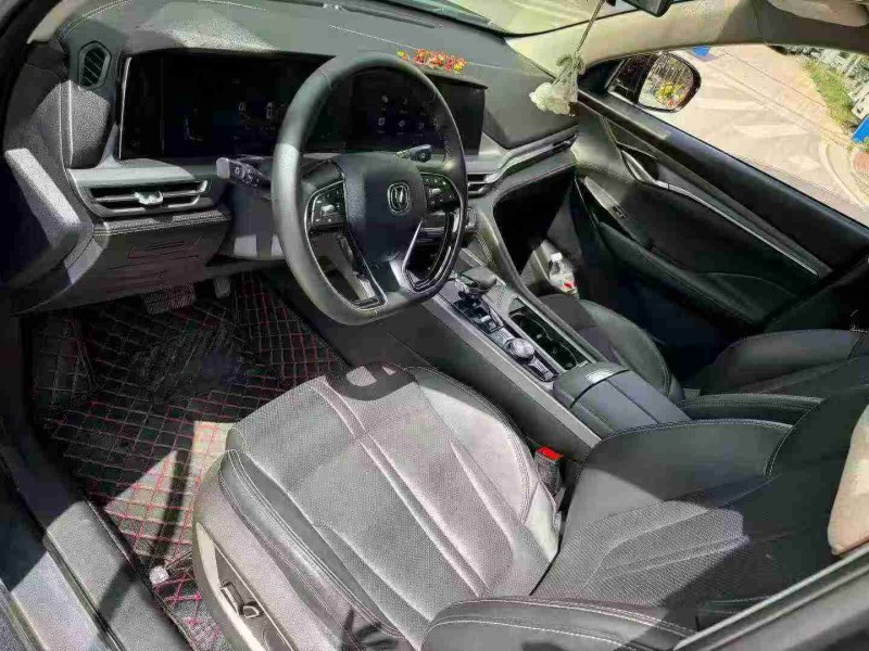 南宁21年长安汽车CS752