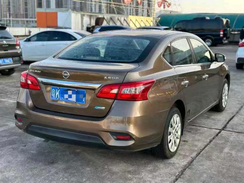 东莞17年日产轩逸9