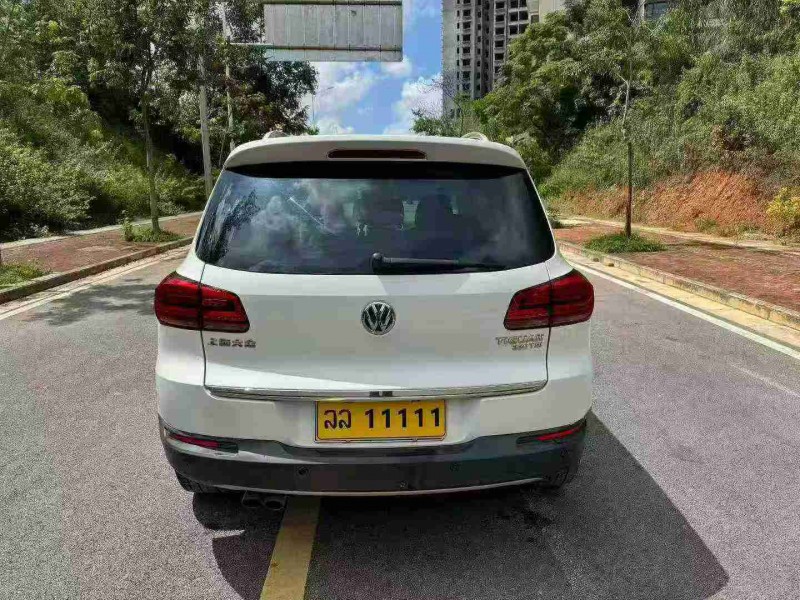 南宁16年大众途观9