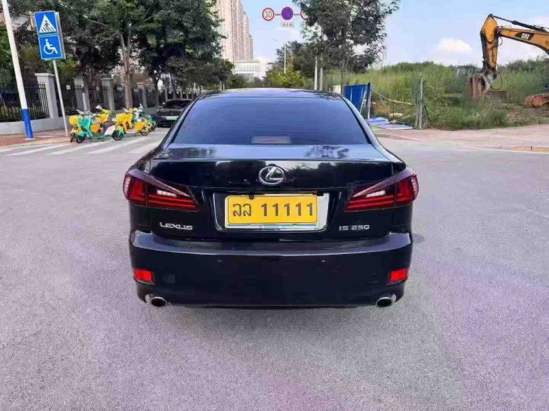 南宁15年雷克萨斯IS9