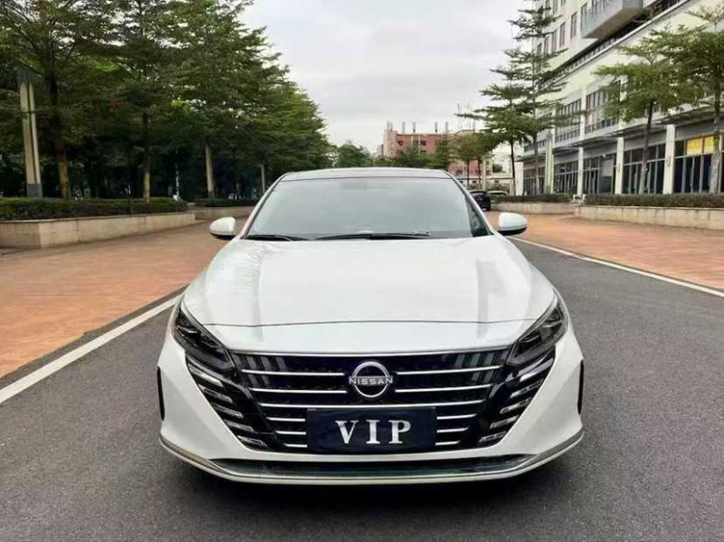 东莞23年日产天籁1