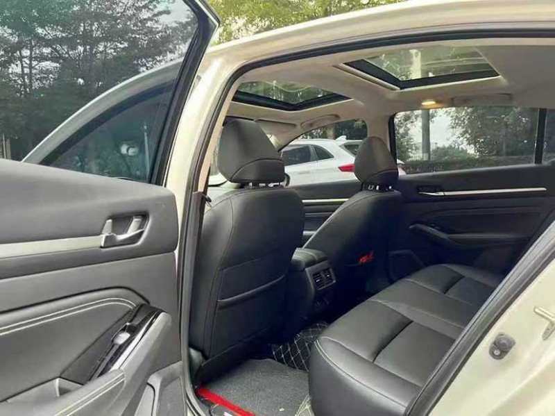 东莞23年日产天籁6