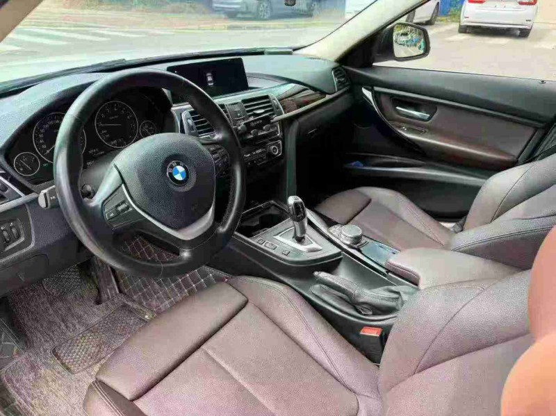 南宁18年宝马3系4