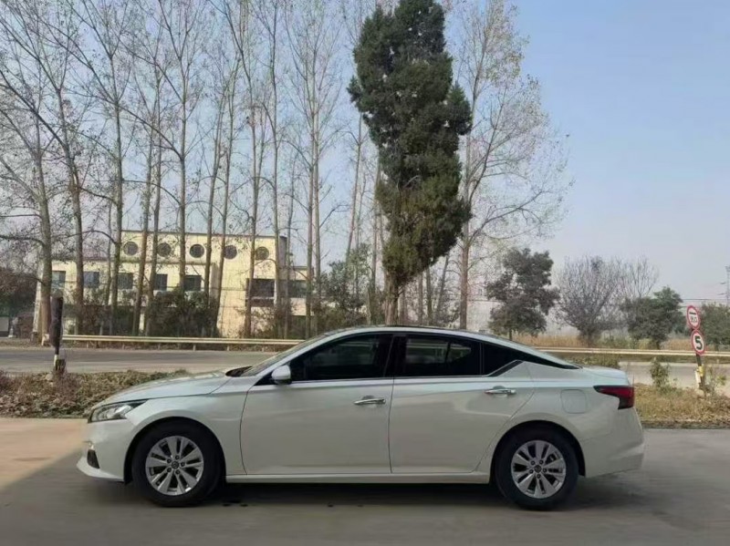 菏泽19年日产天籁7