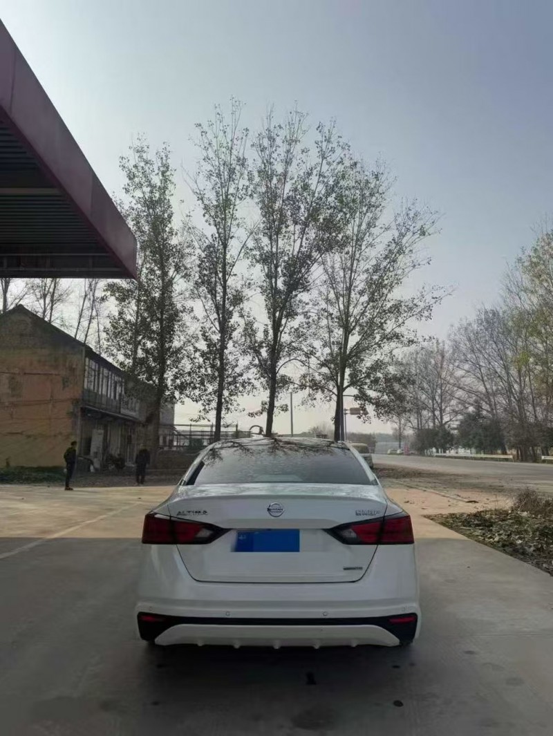 菏泽19年日产天籁9