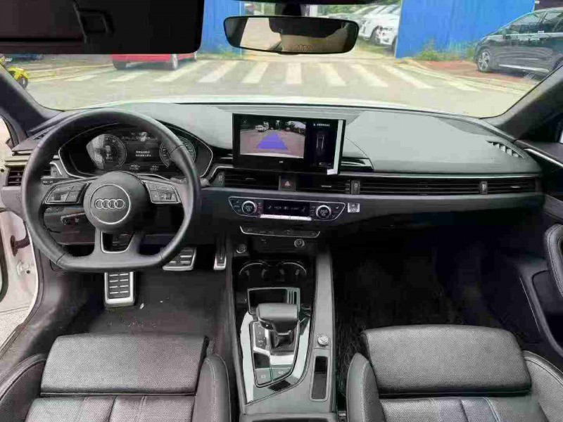 南宁23年奥迪A4L5