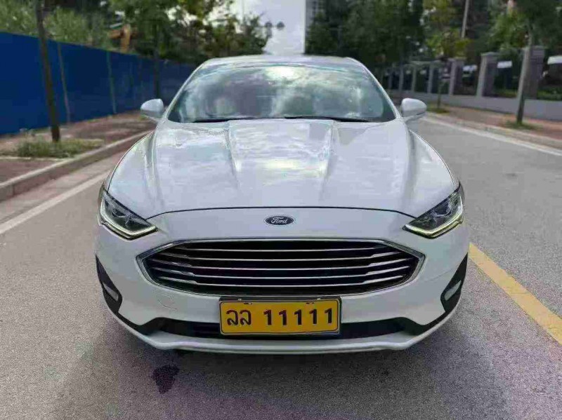 南宁19年福特蒙迪欧1