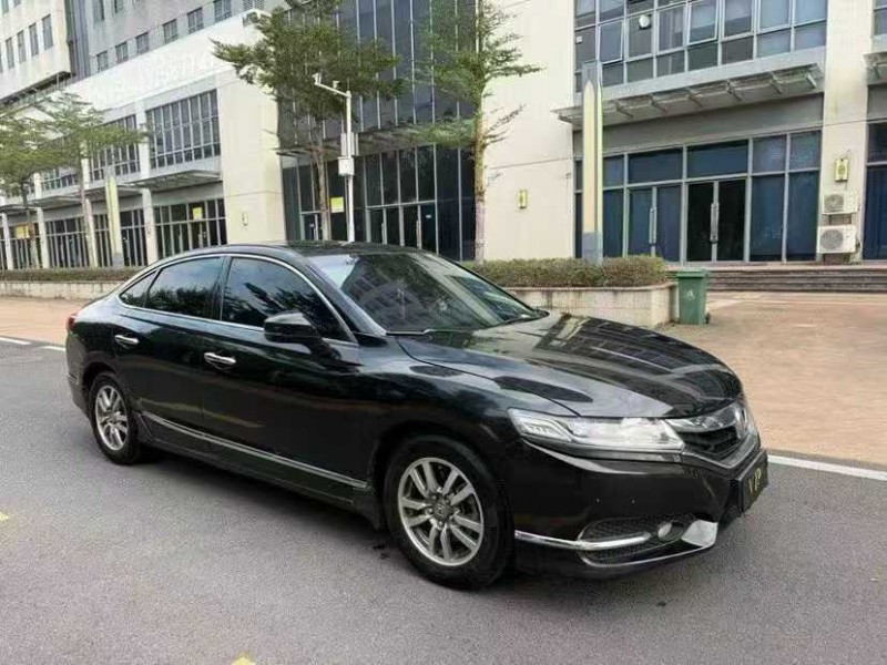 东莞16年本田思铂睿2