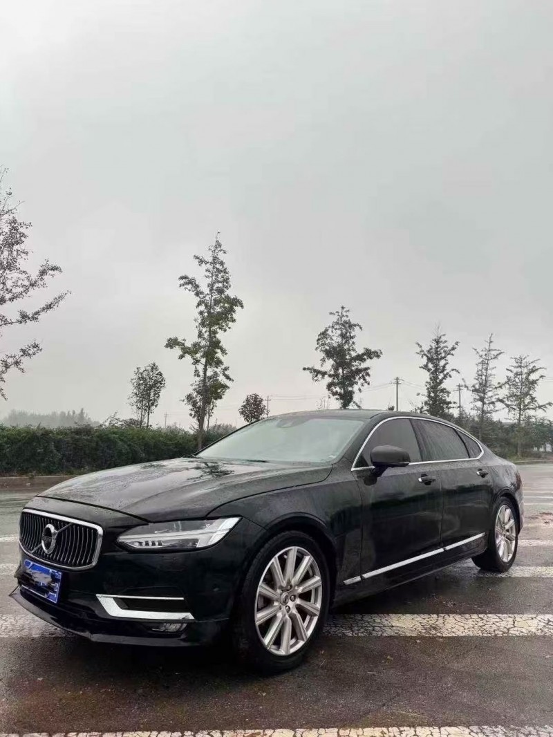 济宁19年沃尔沃S902