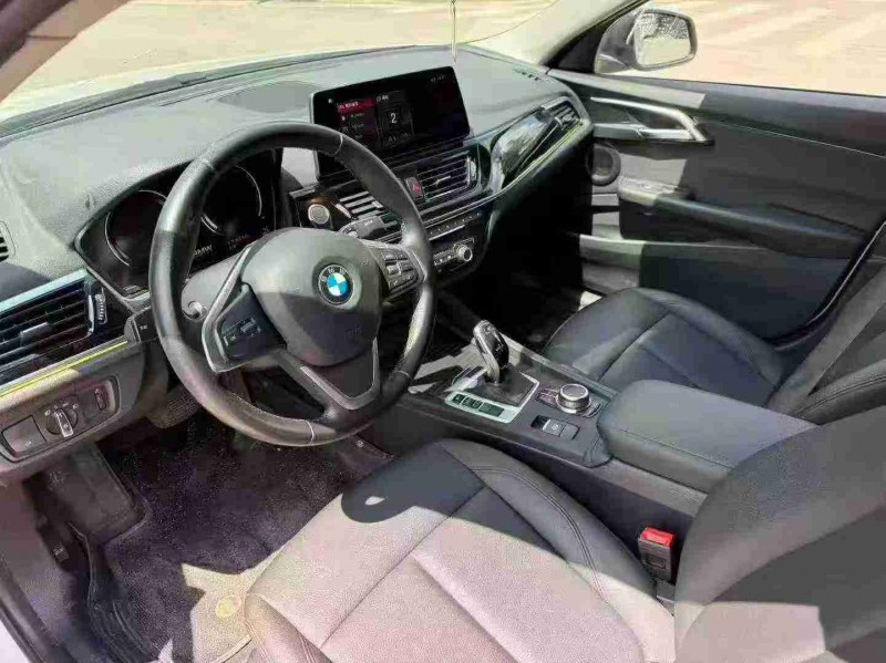 南宁22年宝马1系4