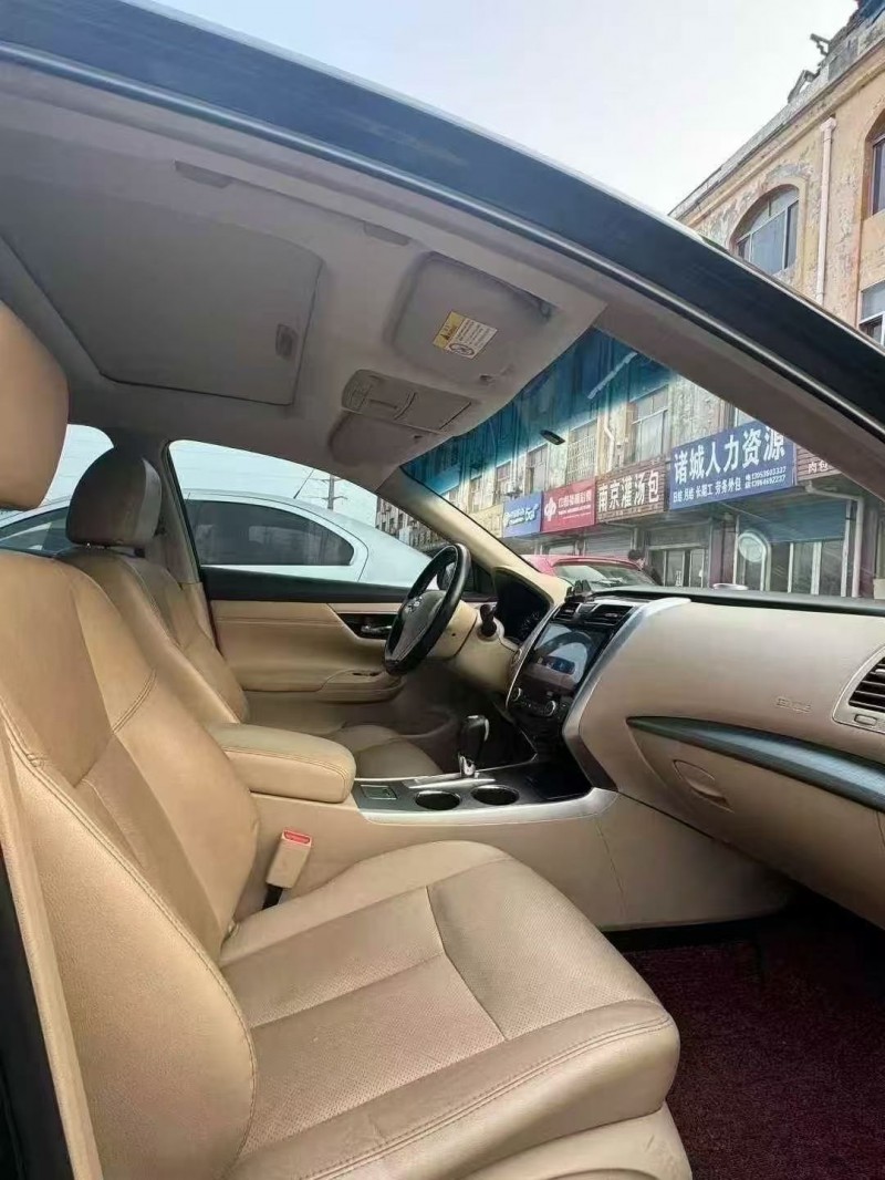 枣庄17年日产天籁6