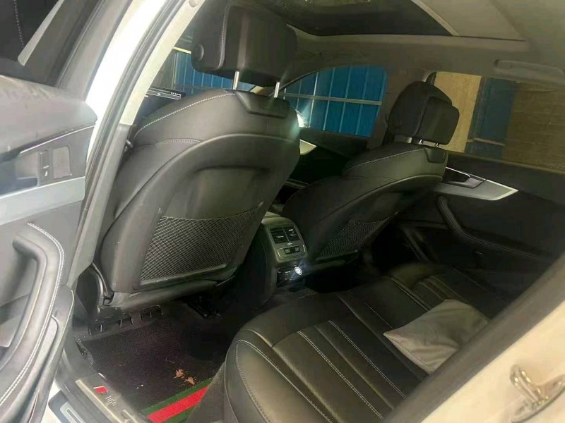 长沙23年奥迪A4L3