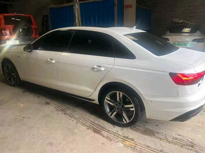 长沙23年奥迪A4L7