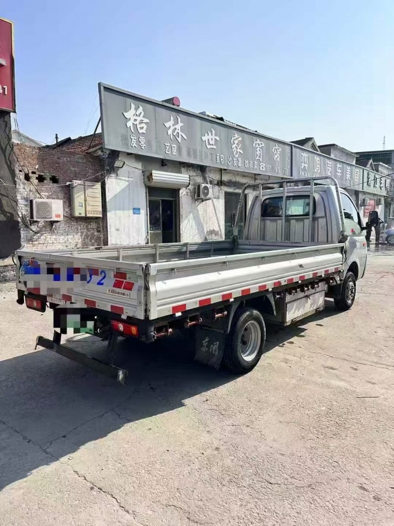 淄博24年东风凯普特8