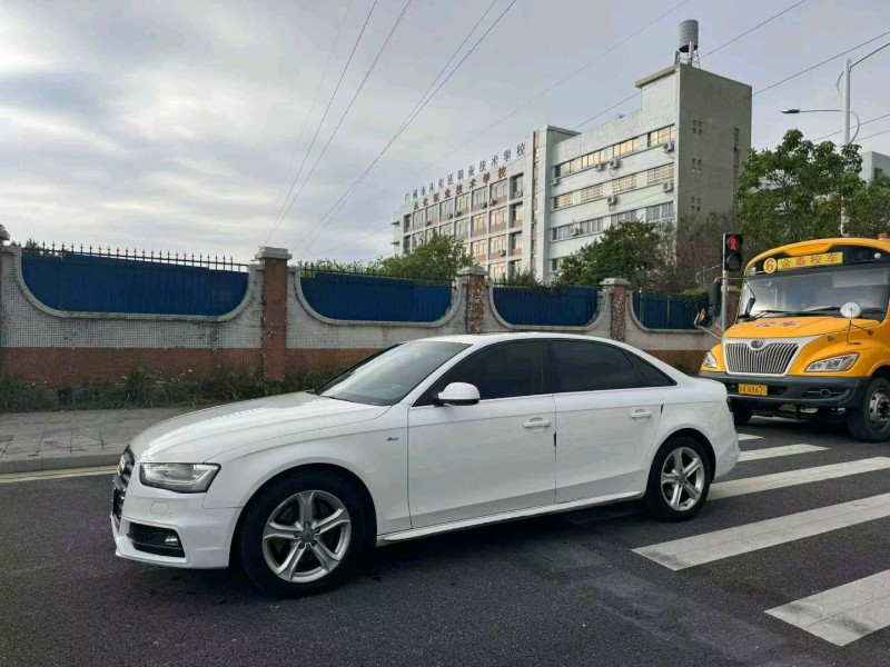 广州15年奥迪A4L3