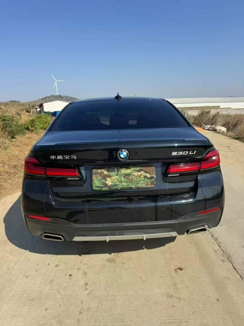 淮北23年宝马5系9