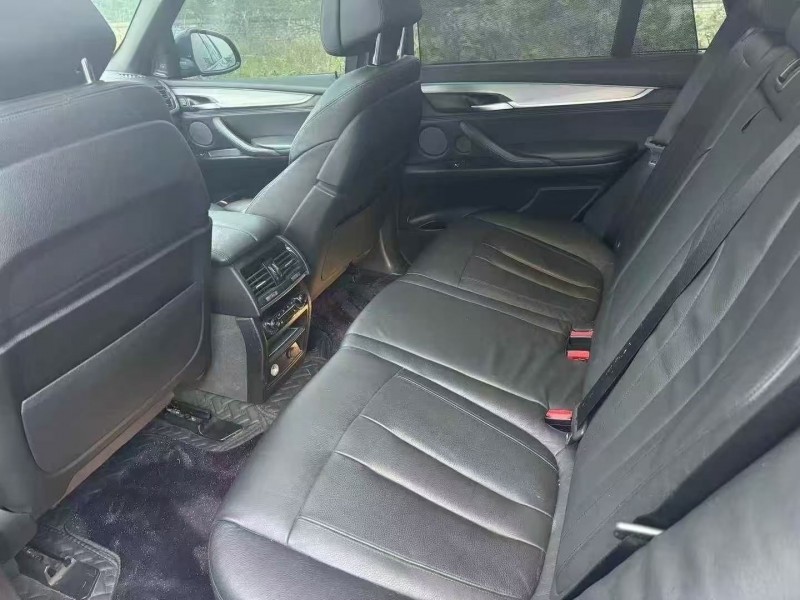 青岛17年宝马X54