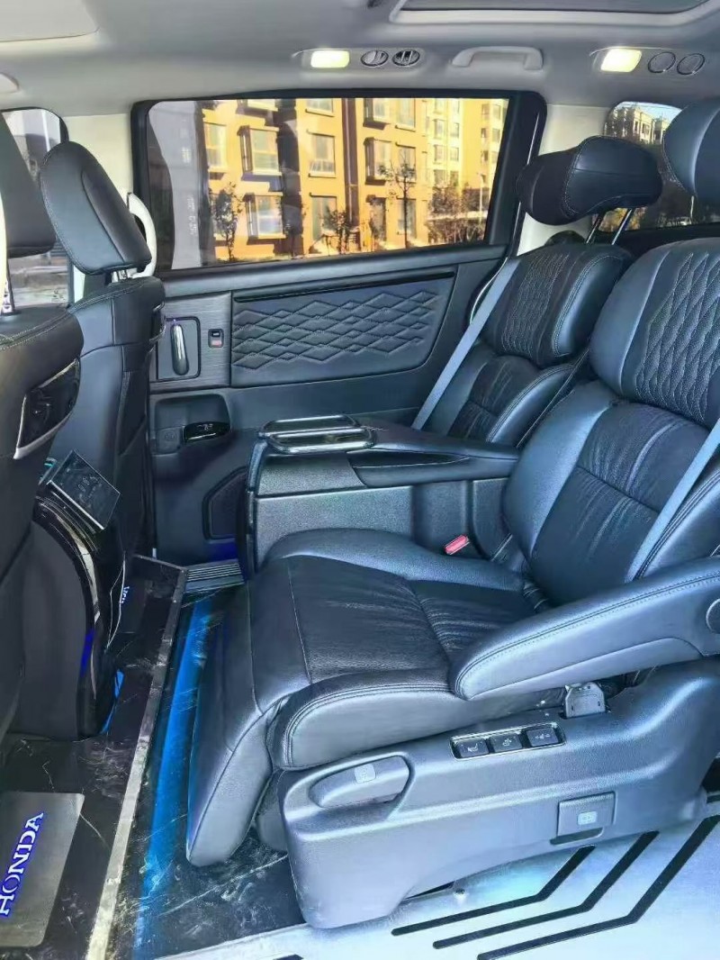 秦皇岛24年本田艾力绅4